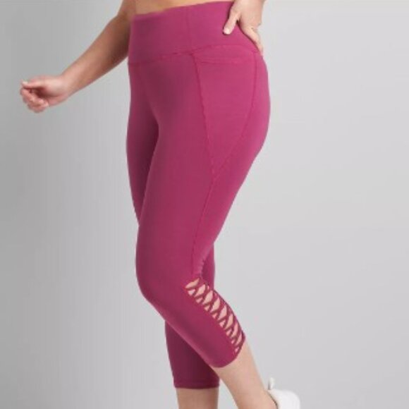 LIVI High-Rise Signature Stretch Capri Legging - Strappy Hem NEW W/tags - Picture 5 of 7